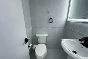 1985 S Ocean Dr, Hallandale Beach, FL 33009 - Photo 9