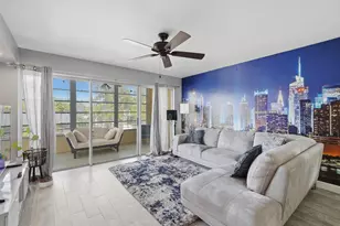 8330 Sands Point, Tamarac, FL 33321 - Photo 11