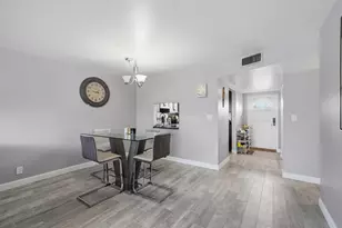 8330 Sands Point, Tamarac, FL 33321 - Photo 9