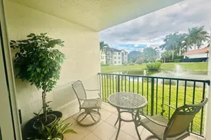 402 Villa Cir, Boynton Beach, FL 33435 - Photo 1