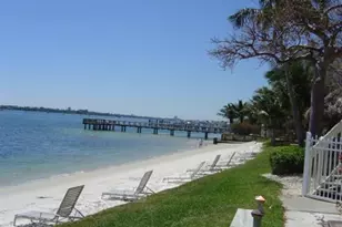 5600 N Flagler, West Palm Beach, FL 33407 - Photo 9