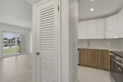 700 Pine Drive #105, Pompano Beach, FL 33060 - Photo 9