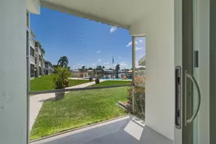 700 Pine Dr, Pompano Beach, FL 33060 - Photo 17