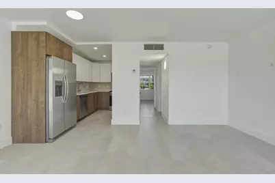 700 Pine Drive #105, Pompano Beach, FL 33060 - Photo 5