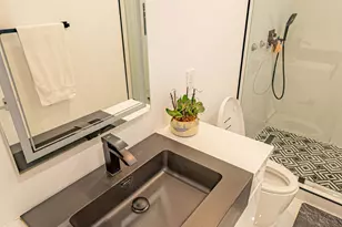 807 Hollywood Pl, West Palm Beach, FL 33405 - Photo 47