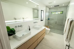 807 Hollywood Pl, West Palm Beach, FL 33405 - Photo 25