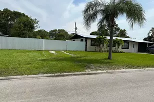 355 Johnston St, Fort Pierce, FL 34982 - Photo 15