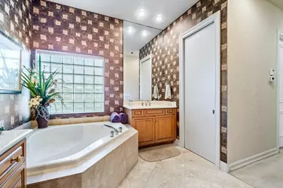 56 Island Drive, Boynton Beach, FL 33436 - Photo 21