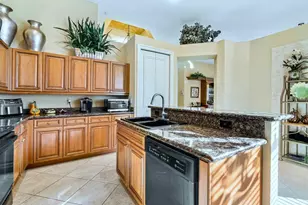 56 Island Dr, Boynton Beach, FL 33436 - Photo 7