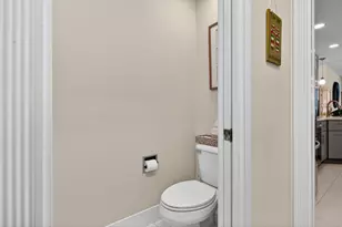 423 Capistrano Dr, Palm Beach Gardens, FL 33410 - Photo 25