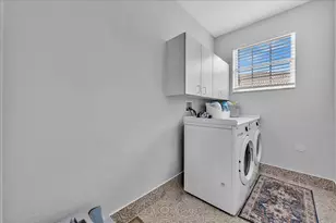 7600 S Aragon Blvd, Sunrise, FL 33322 - Photo 25