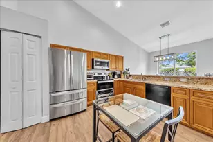 7600 S Aragon Blvd, Sunrise, FL 33322 - Photo 9
