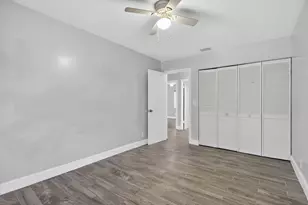 7504 NW 40th Pl, Coral Springs, FL 33065 - Photo 23