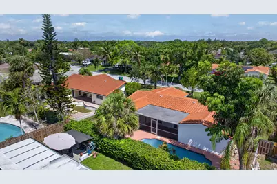 7504 NW 40th Place, Coral Springs, FL 33065 - Photo 25