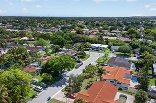7504 NW 40th Pl, Coral Springs, FL 33065 - Photo 27