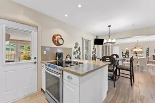 2625 NW 3rd Ave, Wilton Manors, FL 33311 - Photo 13