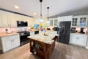 3800 Hydrilla Ct, Port Saint Lucie, FL 34952 - Photo 9