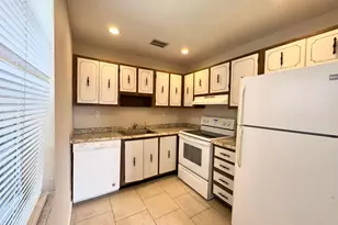 900 Normandy Ln S, Delray Beach, FL 33484 - Photo 7