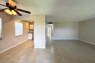 900 Normandy Ln S, Delray Beach, FL 33484 - Photo 5