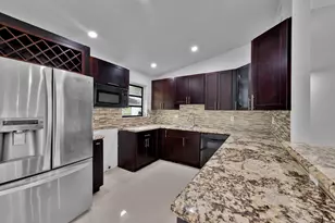 17551 NE 5th Ave, North Miami Beach, FL 33162 - Photo 15