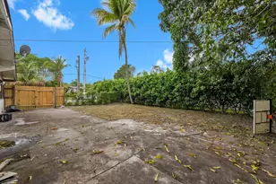 17551 NE 5th Ave, North Miami Beach, FL 33162 - Photo 7