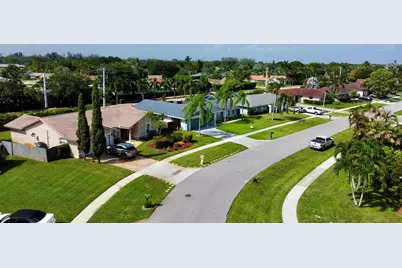 1381 Wyndcliff, Wellington, FL 33414 - Photo 31