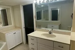 2704 Cardinal Dr, Vero Beach, FL 32963 - Photo 17