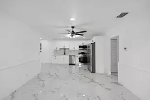 1853 SE Dranson Cir, Port Saint Lucie, FL 34952 - Photo 5
