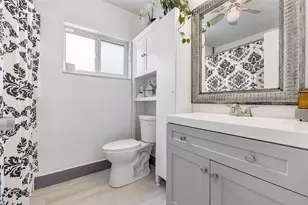8103 NW 58th Pl, Tamarac, FL 33321 - Photo 13