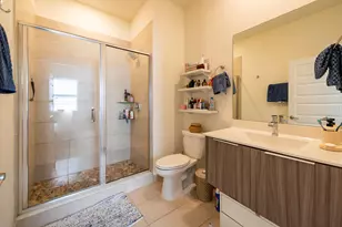 7925 NW 104th Ave, Doral, FL 33178 - Photo 15