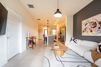 7925 NW 104th Avenue #24, Doral, FL 33178 - Photo 11