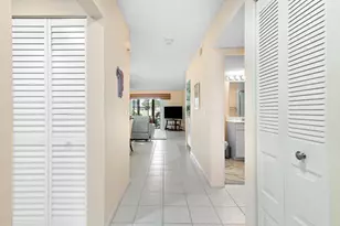 7 Southport Ln, Boynton Beach, FL 33436 - Photo 3
