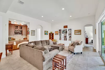 393 11th Square SW, Vero Beach, FL 32962 - Photo 1