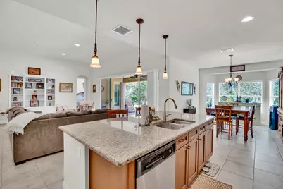 393 11th Square SW, Vero Beach, FL 32962 - Photo 13