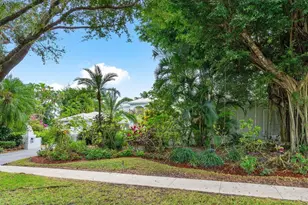 2540 Fairway Island Dr, Wellington, FL 33414 - Photo 3