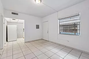 1735 NE 164th St, North Miami Beach, FL 33162 - Photo 13
