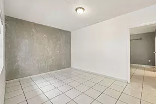 1735 NE 164th St, North Miami Beach, FL 33162 - Photo 11