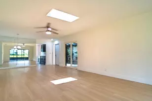 5430 Mirror Lakes Blvd, Boynton Beach, FL 33472 - Photo 7