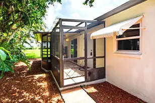 5430 Mirror Lakes Blvd, Boynton Beach, FL 33472 - Photo 5