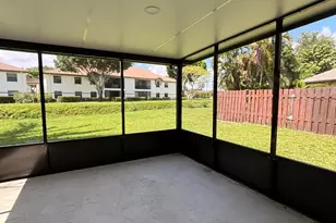 5430 Mirror Lakes Blvd, Boynton Beach, FL 33472 - Photo 25