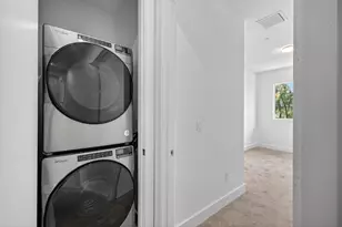 1044 NE 18th Ave, Fort Lauderdale, FL 33304 - Photo 37