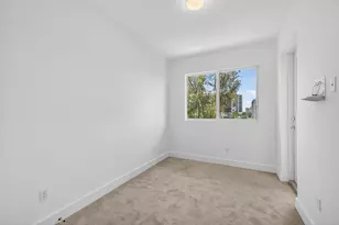 1044 NE 18th Ave, Fort Lauderdale, FL 33304 - Photo 27