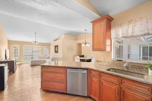 5930 NW Theda Ln, Port Saint Lucie, FL 34983 - Photo 7