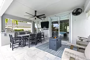 573 Cocoplum Dr Dr E, Jupiter, FL 33458 - Photo 35