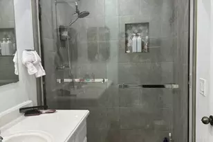 6940 Plantation Rd, Plantation, FL 33317 - Photo 17