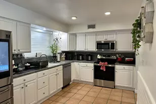 6940 Plantation Rd, Plantation, FL 33317 - Photo 3
