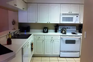 3019 Alcazar Pl, Palm Beach Gardens, FL 33410 - Photo 9
