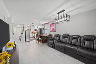 8421 Forest Hills Dr, Coral Springs, FL 33065 - Photo 11