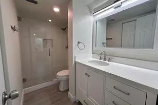 21906 Lake Forest Cir, Boca Raton, FL 33433 - Photo 5