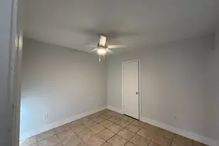 2318 Van Buren St, Hollywood, FL 33020 - Photo 3